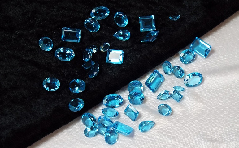 50 Carets of Ocean Blue Topaz